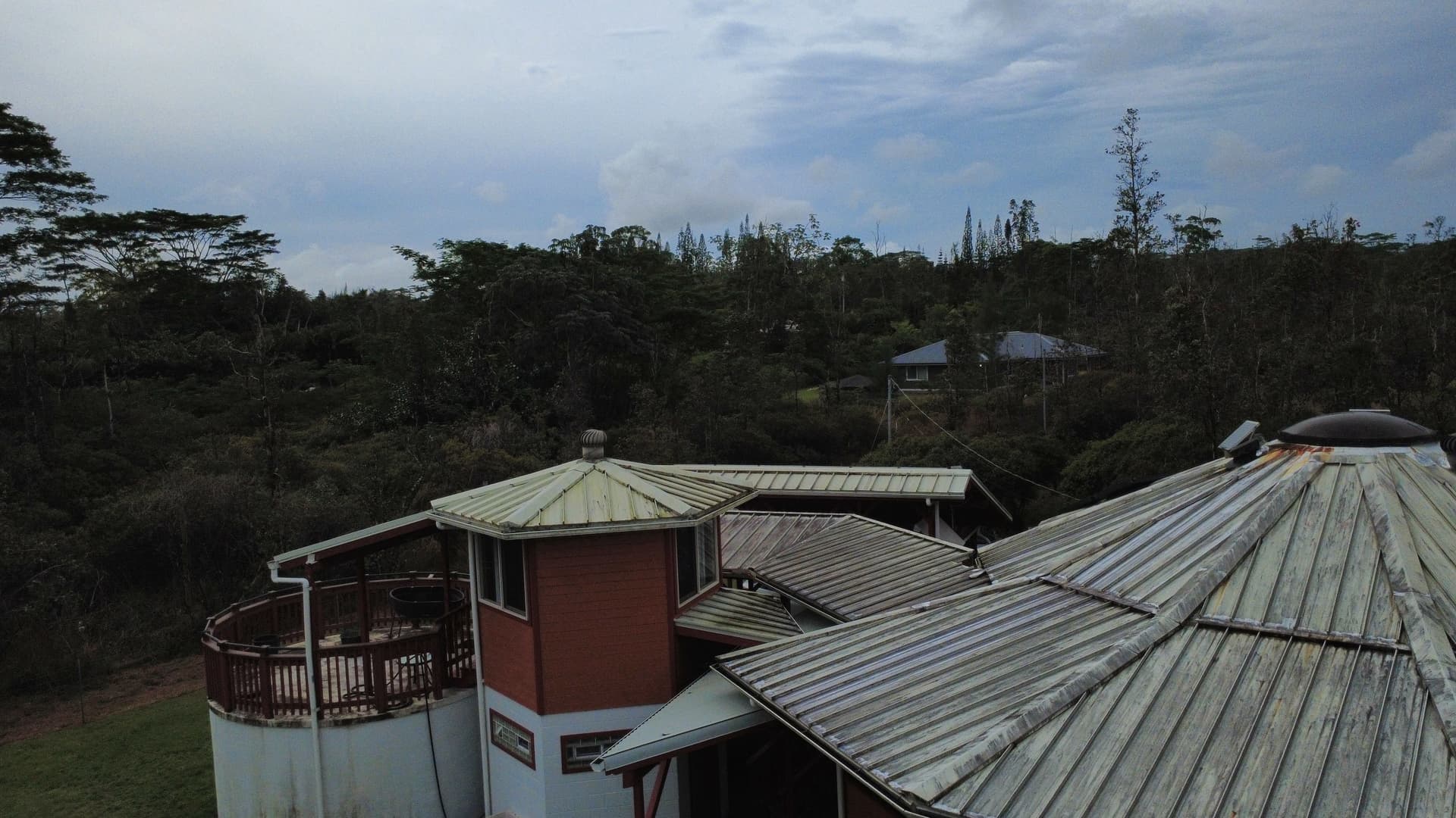 Gallery photos for Keaau Metal Roof Restoration Beats Rust and Mold: Image #2