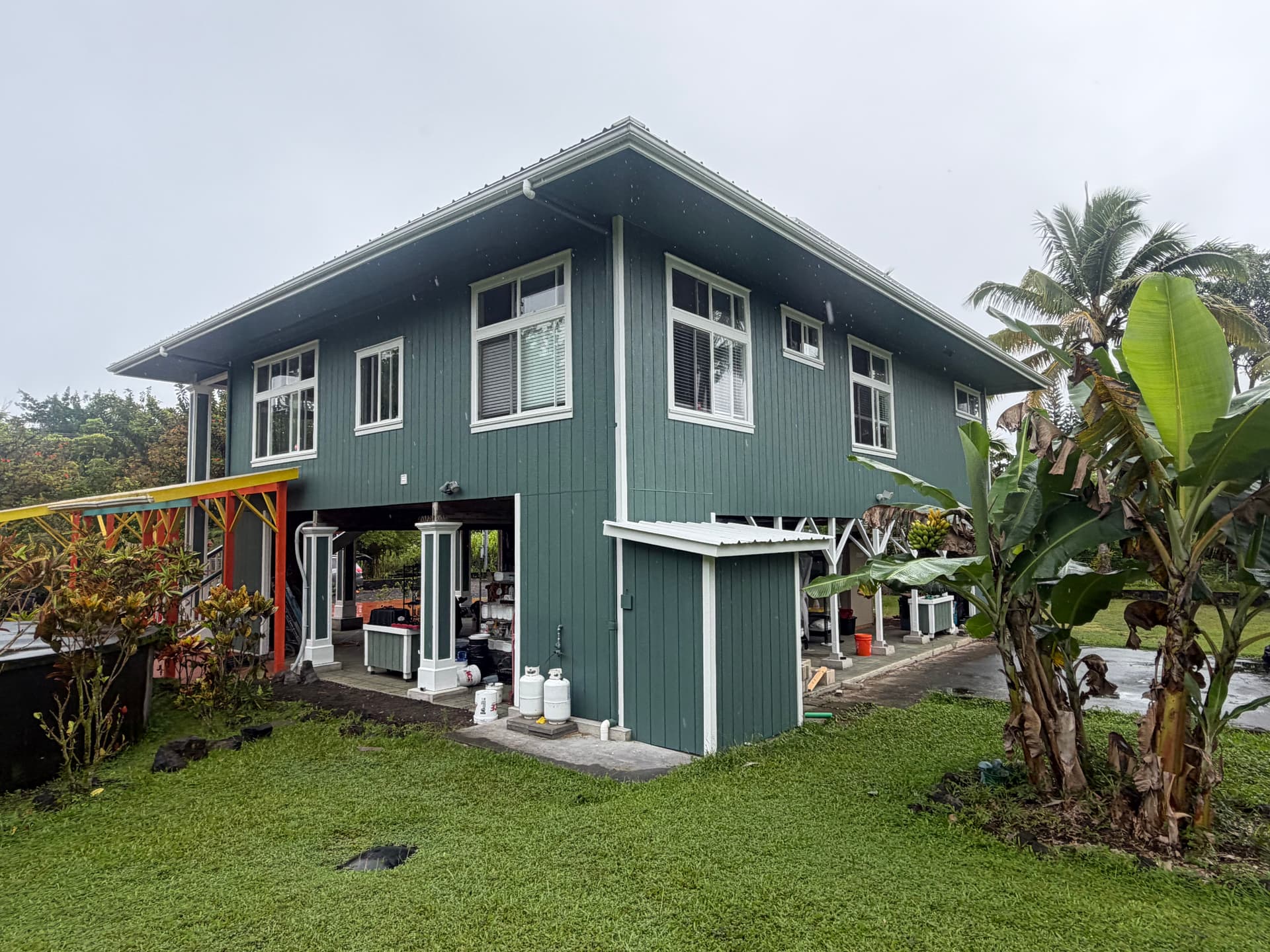 Gallery photos for Full Exterior Repaint on a Hawaii Home Done Right: Image #4