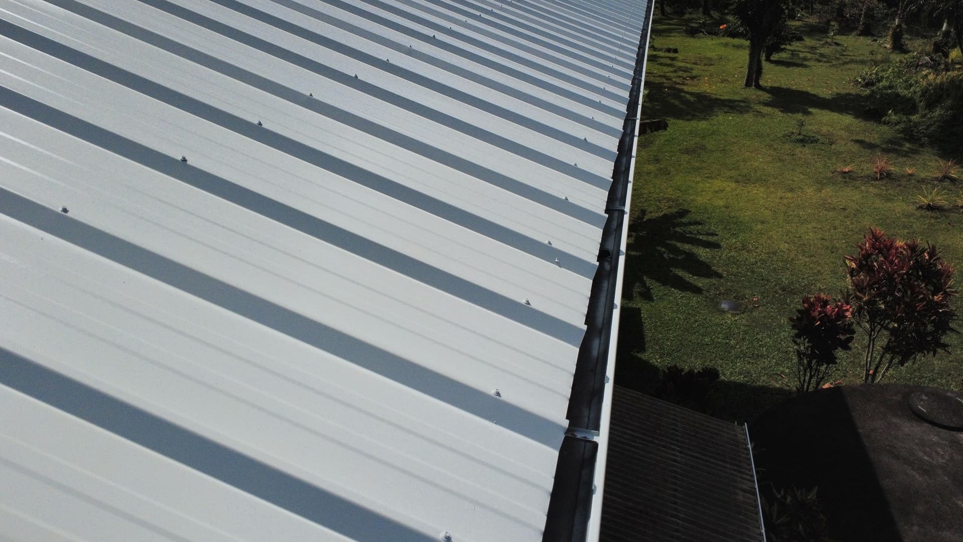 Gallery photos for Roof Transformation for a Solar-Powered Home: Image #4