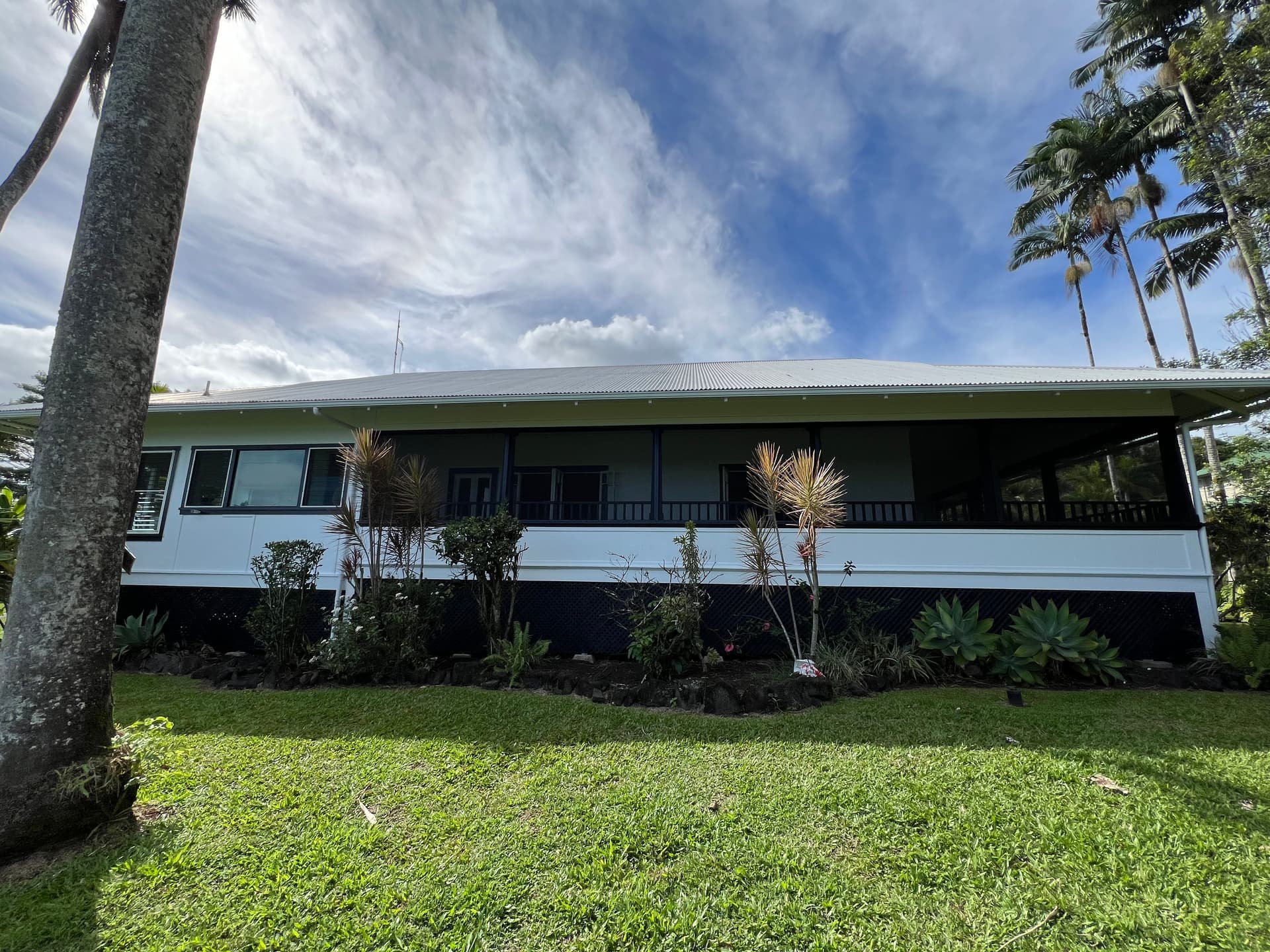 Stunning Home Makeover in Hawaii's Tropical Paradise image