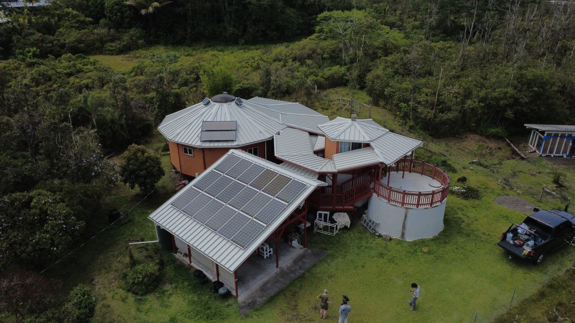 Gallery photos for Keaau Metal Roof Restoration Beats Rust and Mold: Image #5
