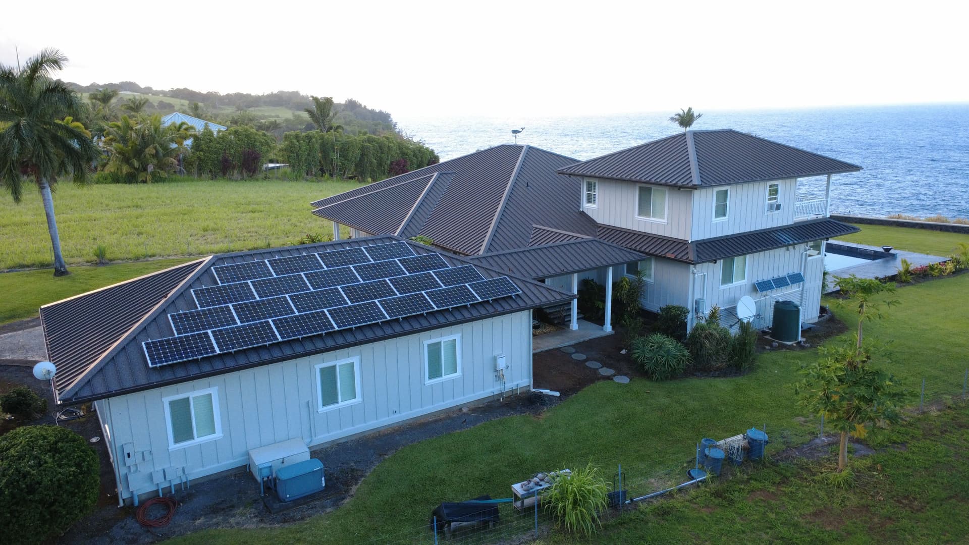 Gallery photos for Full Exterior Paint Job on a Hakalau Home Built to Last: Image #1