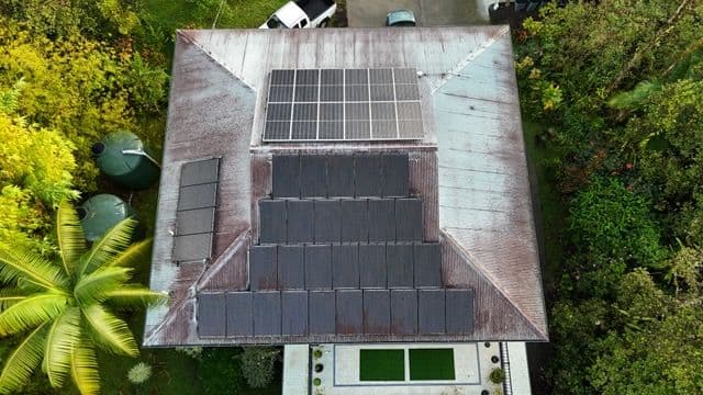 Gallery photos for Eco-Friendly Roof and Solar Panel Revamp in Keaau: Image #2