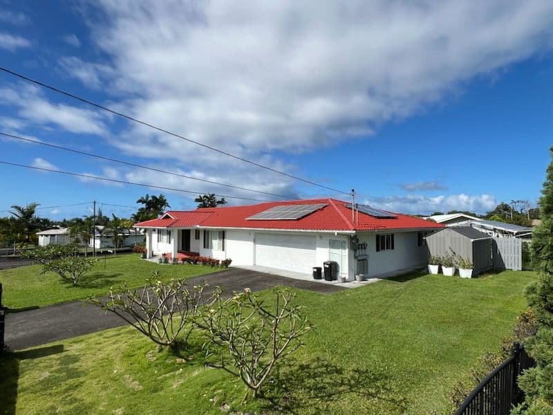 Gallery photos for Stunning Roof Makeover in Hilo HI: Image #3