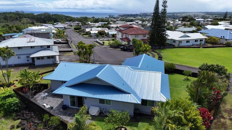 Superior Exterior Hawaii Transforms Roof in Hilo image