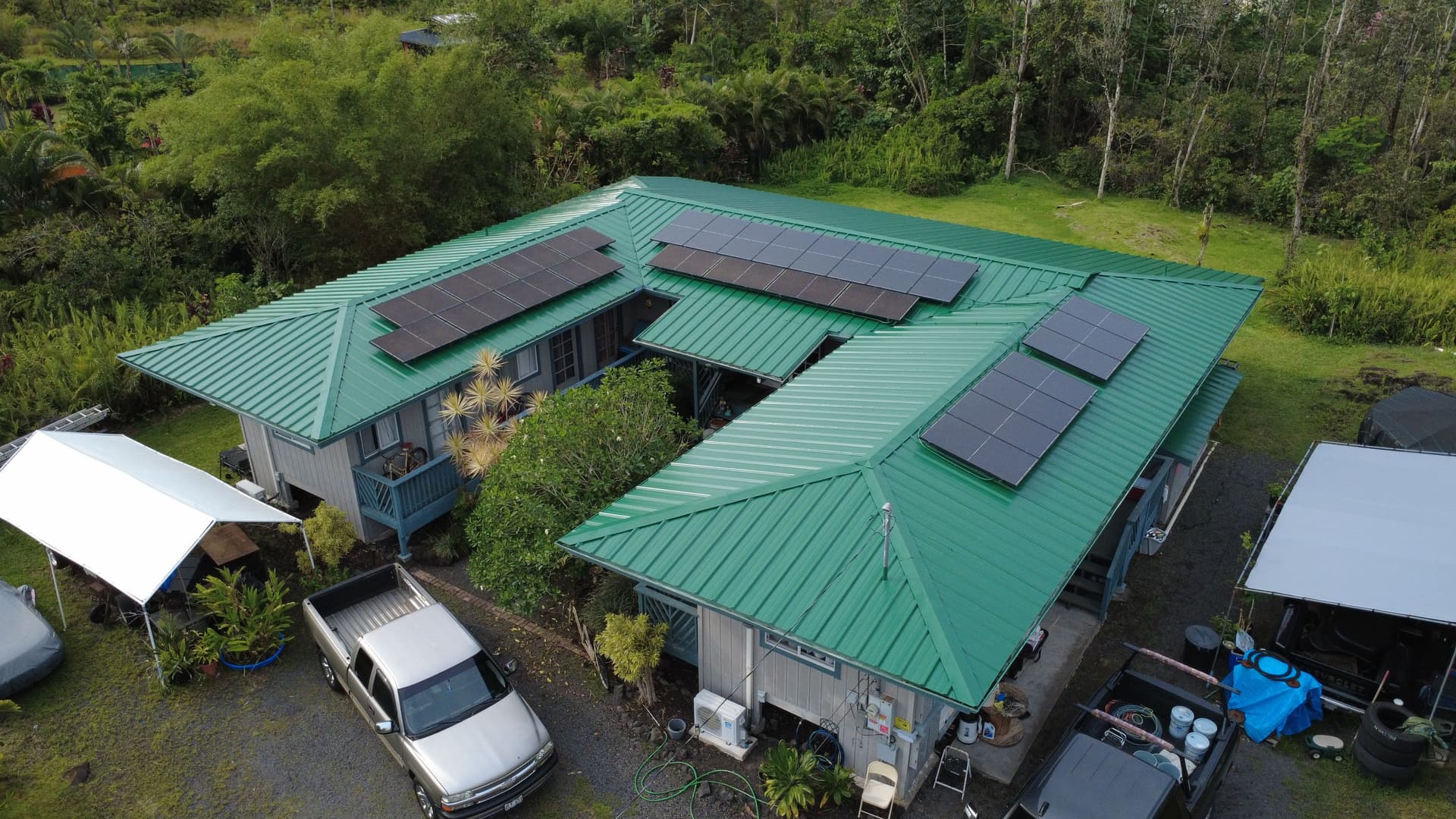 Gallery photos for Rusty Metal Roof Gets a Full Restoration in Keaau: Image #7