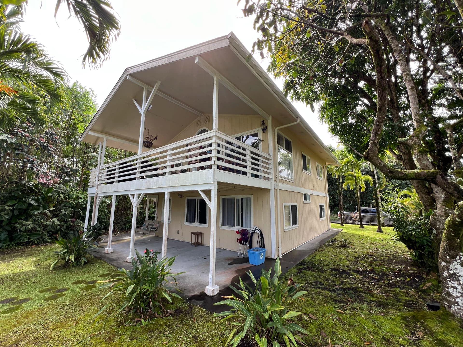 Gallery photos for Hawaii Home Exterior Painting Done Right - Full Restoration Included: Image #8