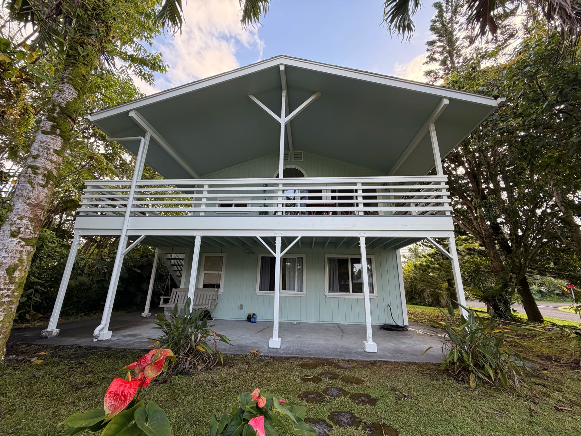 Gallery photos for Hawaii Home Exterior Painting Done Right - Full Restoration Included: Image #4