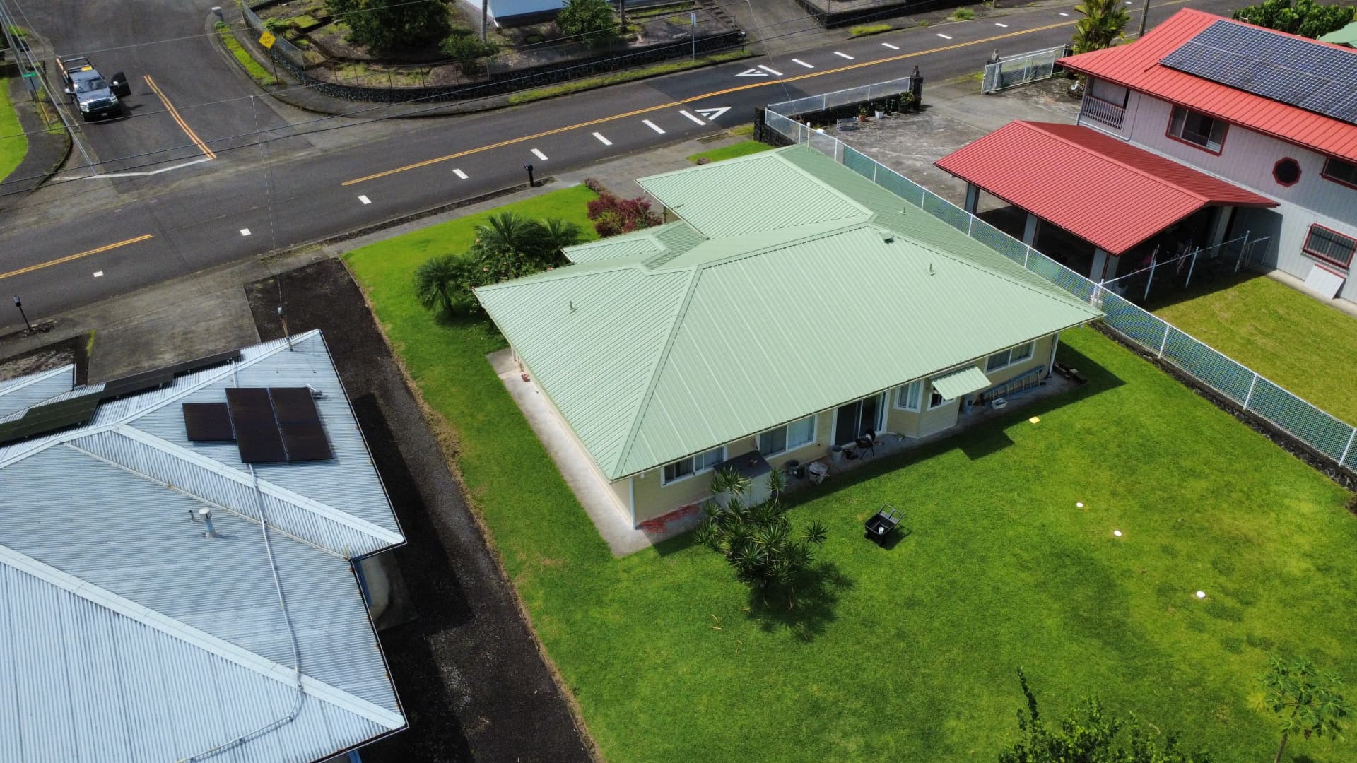 Gallery photos for Hilo Metal Roof Wash, Rust Treatment and Full Paint Restoration: Image #5