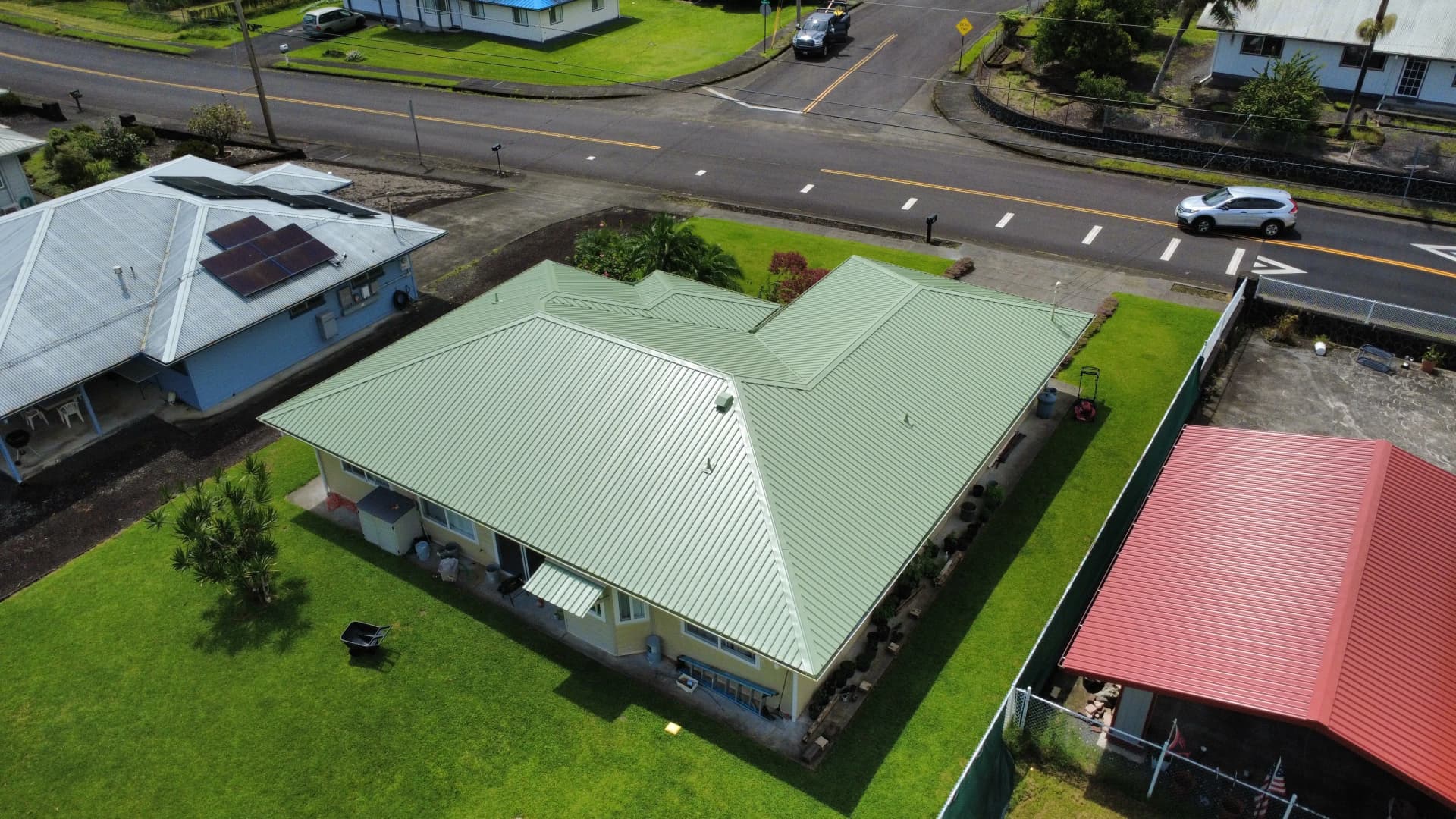 Gallery photos for Hilo Metal Roof Wash, Rust Treatment and Full Paint Restoration: Image #7