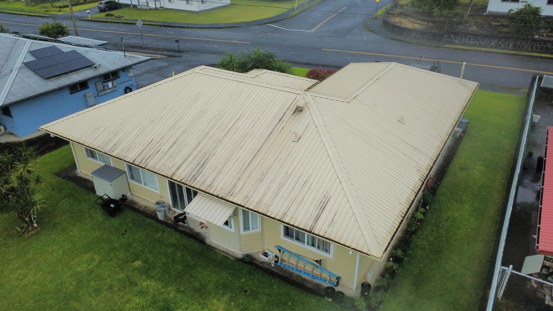 Gallery photos for Hilo Metal Roof Wash, Rust Treatment and Full Paint Restoration: Image #2